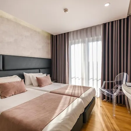 Rosa Mistica By Umbral 3* 花地瑪