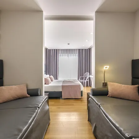 Rosa Mistica By Umbral 花地瑪