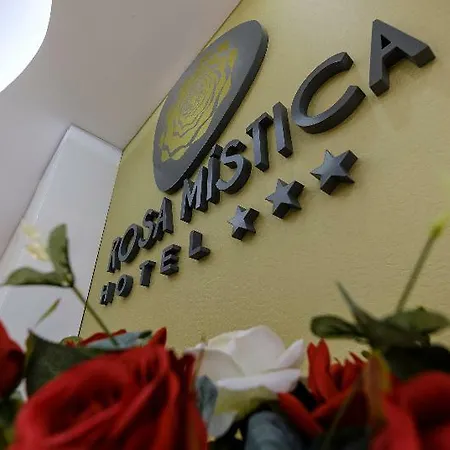 Rosa Mistica By Umbral Hotell