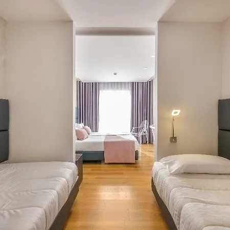 Rosa Mistica By Umbral 3* 花地瑪