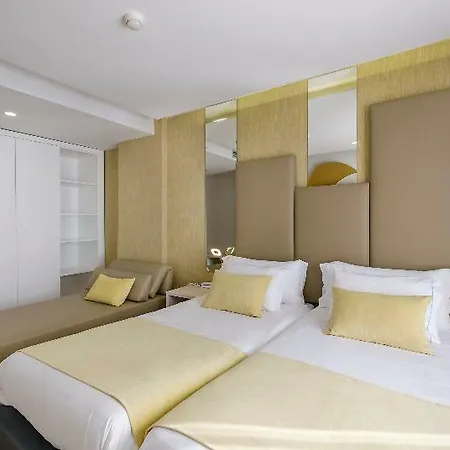 Rosa Mistica By Umbral