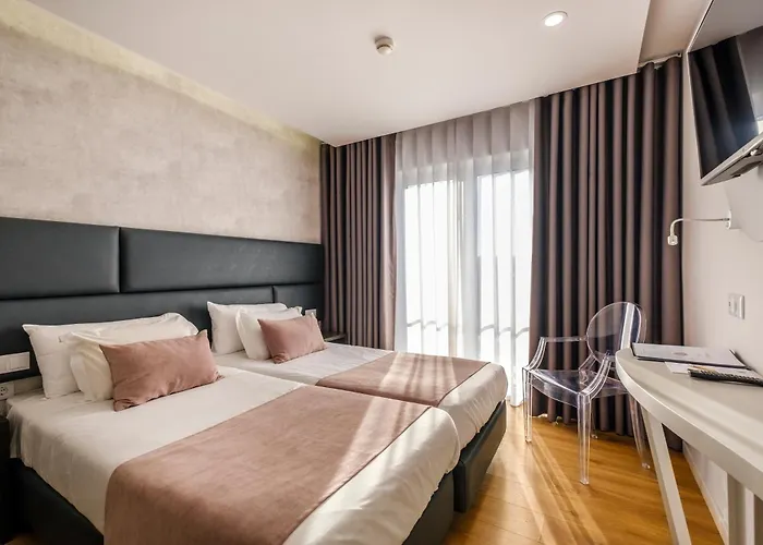 Rosa Mistica By Umbral 3* Фатима