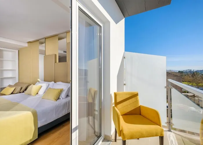 Rosa Mística Hotel Fátima